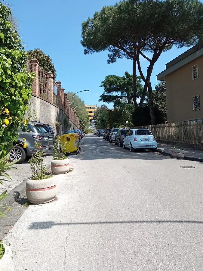 Relais Villa Montedonzelli Naples 2*,